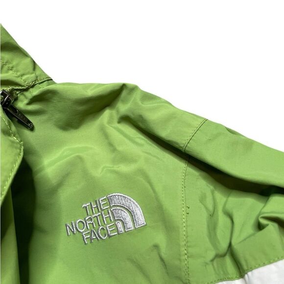 The North Face Green and Gray Boys Shell Jacket Size Small - Picture 4 of 9